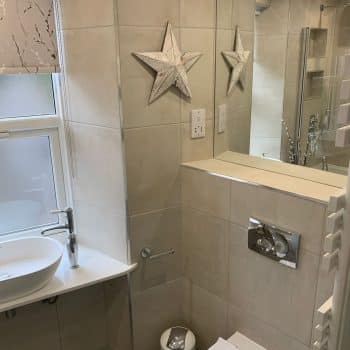 Victoria Derwent House Bathroom